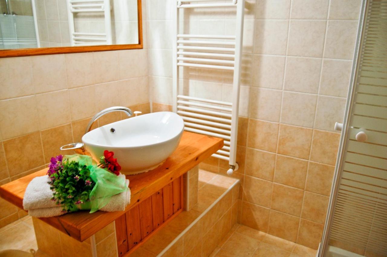 Le Fate Umbria Bed & Breakfast Sellano Bilik gambar